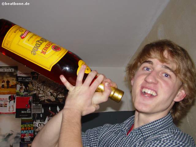 versuch war gut. flasche war aber immer noch voll am ende